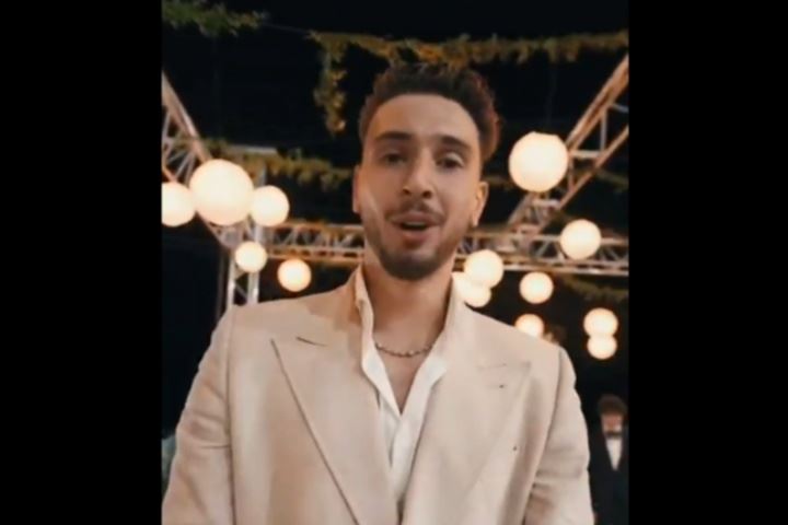 🤣申京病啊！！申京大哥嫂子大婚 嫂子抛手捧花 申京杀出大帽