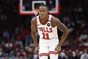 美记：其他队对道苏姆兴趣比怀特大 其中之一离队可能性比留队大