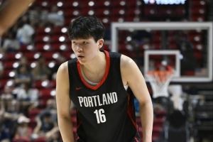 夏普：杨瀚森有成为高水平球员的潜力 他的身高&球商都能帮助球队