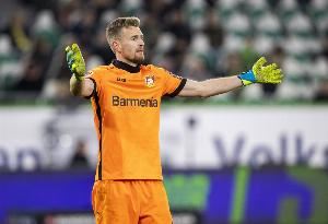 主力再走一人！罗马诺：药厂35岁门将赫拉德茨基接近转会摩纳哥