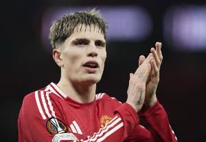 天空体育：曼联为加纳乔标价5000万镑，切尔西想签下他