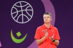 媒体人：中国男篮三分球&控制失误做得较好 做得不好的是护框方面