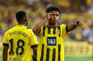 阿德耶米谈传闻：经济因素不是我首要考虑的，不后悔一直留在多特