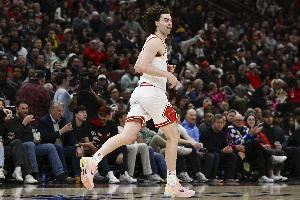 美媒：公牛仍给吉迪报价年薪2000万美元 其他球队也对球员有意