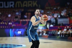 媒体人：减重为东契奇带来速度的提升 斯洛文尼亚后面可能就1场了