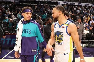 薪资专家：赛斯季前赛合同计入工资帽 勇士要到11月11日再次签他