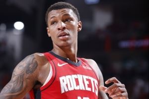 小贾巴里训练常跟着你？KD：他会做自己 而非成为别人的复制品