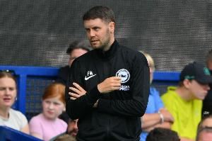 若布莱顿今晚取胜，将成为首支英超客战曼联4连胜球队