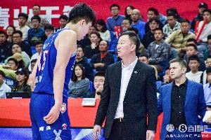 刘维伟真诚鼓励杨瀚森：未来的路不会顺利 向前跑 迎着冷眼和嘲笑