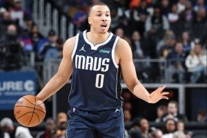 Shams:独行侠后卫埃克萨姆将接受膝盖手术 本赛季报销!